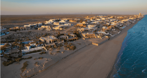 Las Conchas beach in Rocky Point