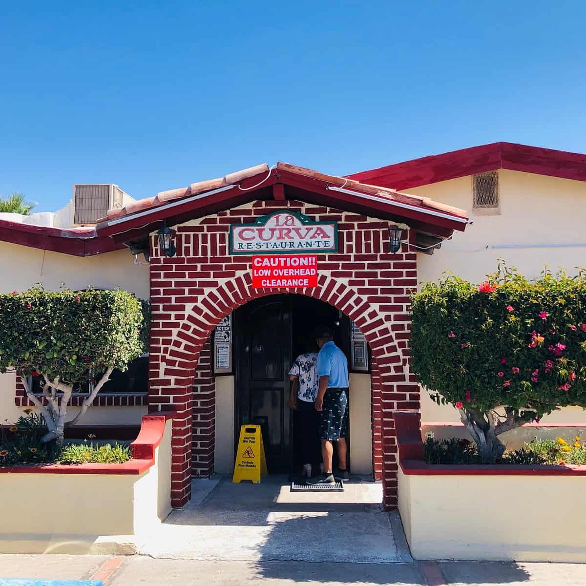 La Curva Restaurant and Sports Bar